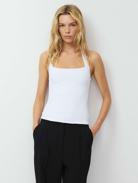 Aritzia Tops - Aritzia Original Contour Optimum Halter Top